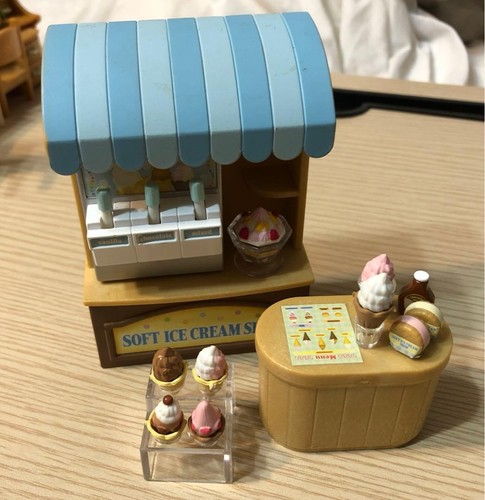Figura miniatura gelateria - in,
