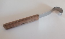 Antico attrezzo da cucina per