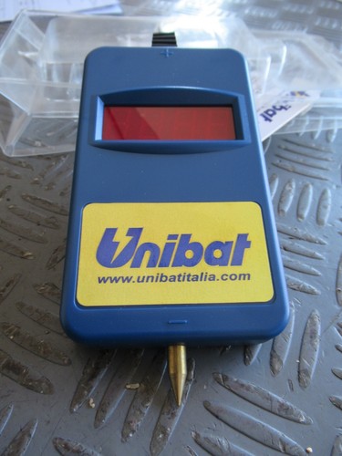 Voltometro digitale unibat - digitale, "