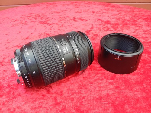 Tamron 300 mm - 70-300, /