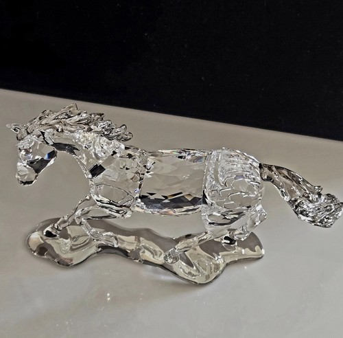 Statuina swarovski 5004728 - statuina,