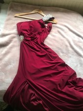 Bellissimo abito rosso da sera