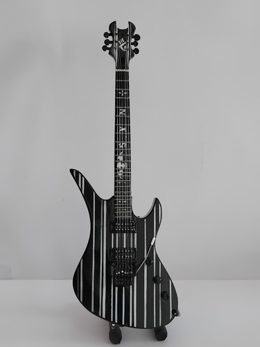 Chitarra miniatura synyster - miniatura,