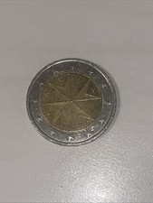  rara 2 euro malta 2008 con errore di conio ha il cerchio all'interno sbagliata