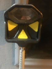 Prisma con asta per rilievi