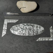 Decori sbalzati su lamierino