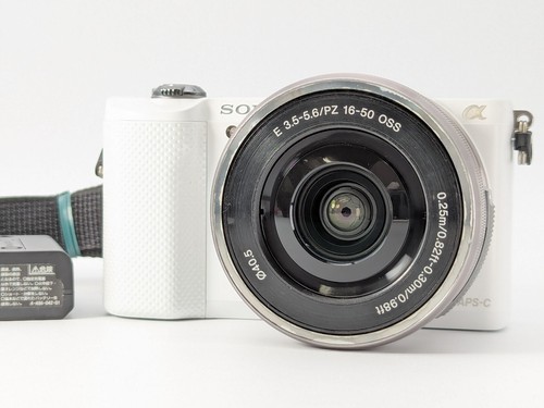 Fotocamera digitale mirrorless