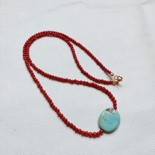 Collana di perle di corallo
