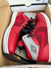 Taglia 10 - Air Jordan 1 Retro '89 Toro