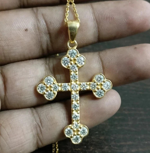 Ciondolo croce moissanite