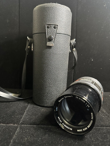 Vivitar series 210 mm - series, 1