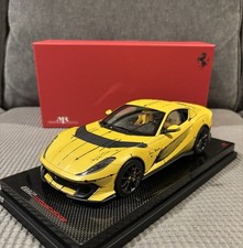 1/18 MR Collezione Ferrari 812 Competizione Giallo Opaco con Schizzo Base Carbonio 99