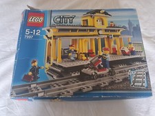 LEGO CITY gare / station 7997 : complet, sachets scellés + boite + notice