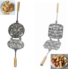 Due stampi per biscotti in