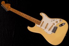 Fender Japan Stratocaster
