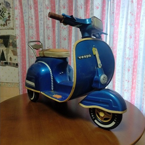 Vespa giocattolo latta - vespa,