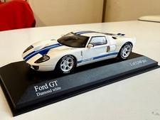 MINICHAMPS 400082320 FORD GT 2004 BIANCO 1/43