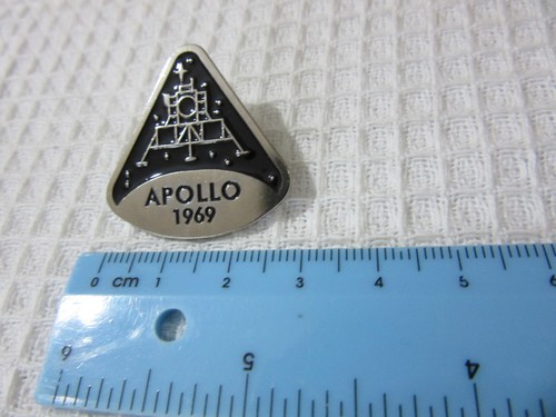 Apollo 1969 lapel - apollo, pin