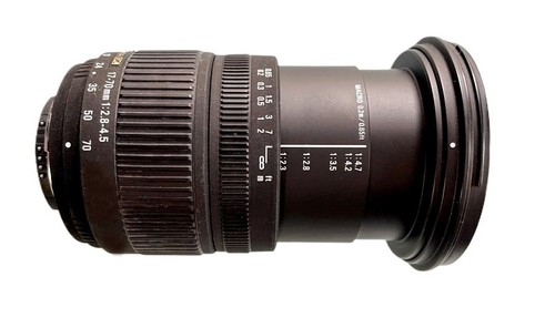 Objectif sigma 70 - , mm
