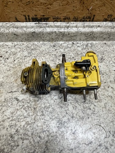 Oem vintage mcculloch chainsaw - mcculloch,