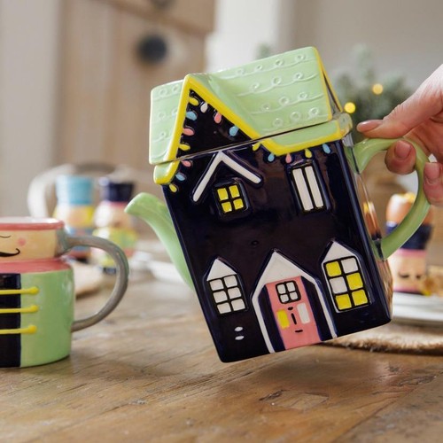 Novelty teapot house - novelty,