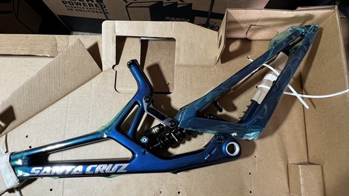 2027 santa cruz v10 - v10, solo