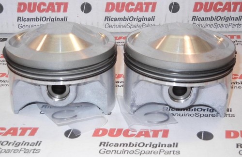 Ducati hypermotard 796 - 796, monster