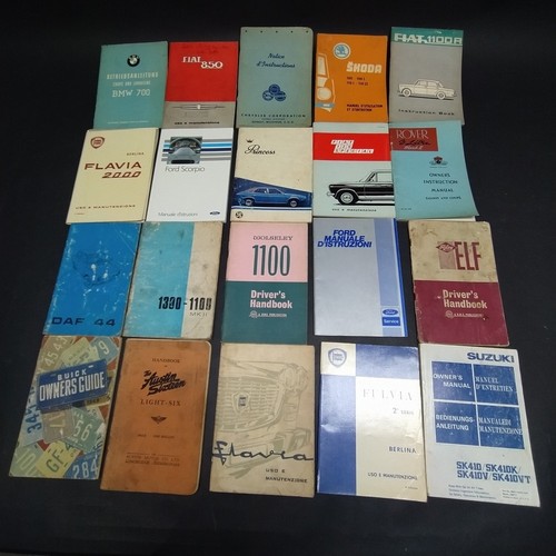 Lotto libretti uso - , e