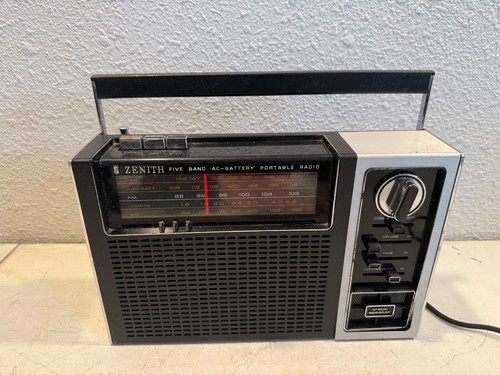 Radio portatile vintage 1974