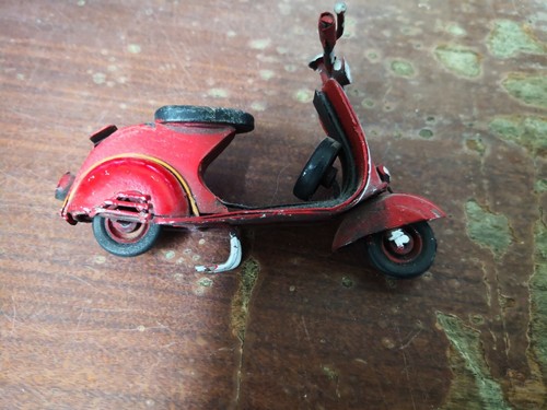Modellino moto vespa epoca - modellino,