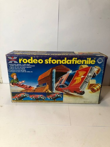 Rarissimo rodeo sfondafienile - rarissimo,
