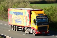 Truck Photo 12x8 - Volvo FH460
