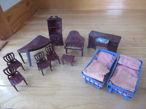 Mobili casa delle bambole