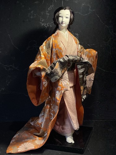 Bambola geisha giapponese