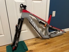 BRAND NEW 2021 Canyon Neuron