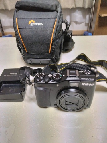Nikon coolpix p7000 1mp - nikon,