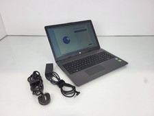 HP 250 G7 15,6" computer portatile i5-8265u 1,60 GHz 8 GB 256 GB NVME Windows 11 Pro