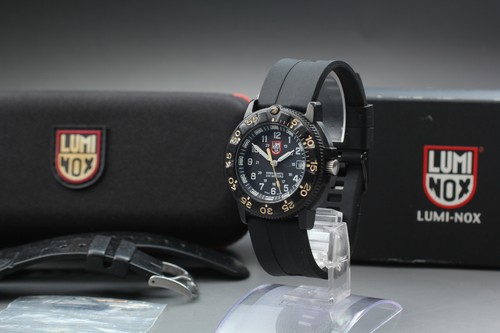 Quasi come nuovo orologio al - come,