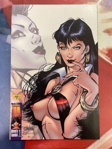 Vampirella monthly queen - vampirella, queen's