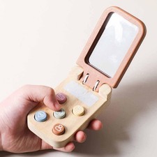 Giocattolo in legno per