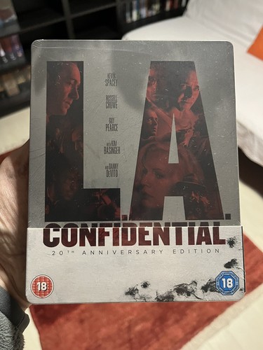 Confidential zavvi - confidential, •