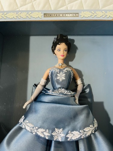 Vintage wedgwood barbie - vintage,