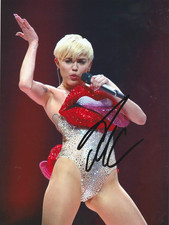 Miley cyrus signed photo - cyrus,