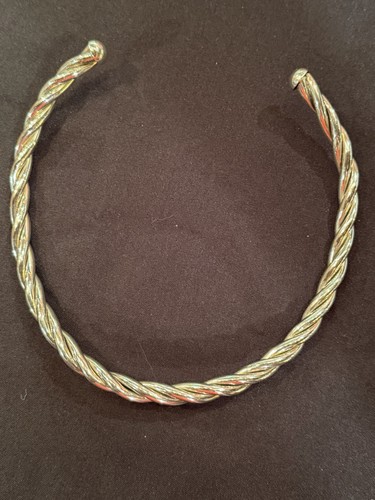 Girocollo coppia aperta stile