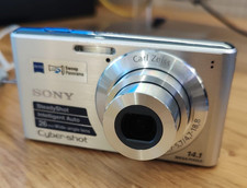 Sony DSC-W530 Fotocamera 14.1MP – Usata Ottimo Stato – Funziona – No Alimentator