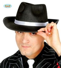 Cappello nero con nastro