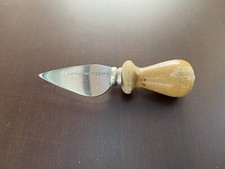 COLTELLO PARMIGIANO REGGIANO CON MANICO IN LEGNO LUNGHEZZA 12 cm