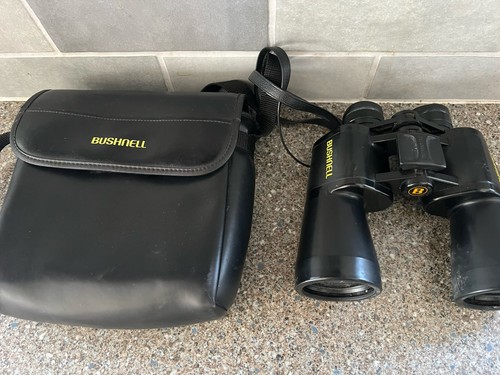 Bushnell 10x50 binoculars - 10x50,