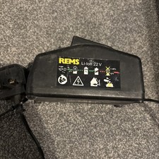 Caricabatteria REMS 22 Volt