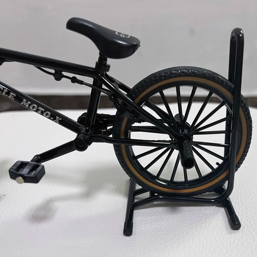 Modellino mini mountain bike